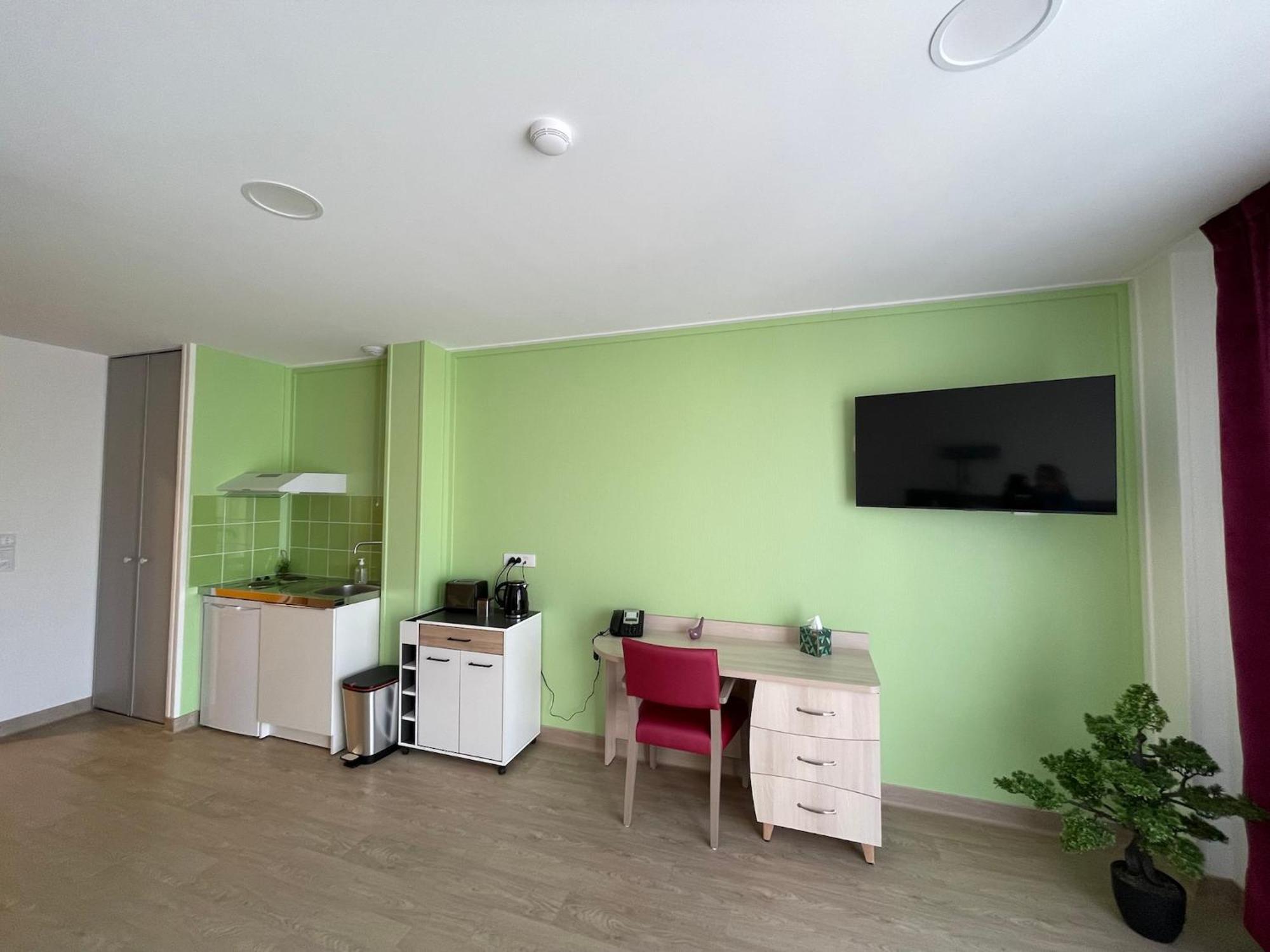 Relais Les Rives Du Lac Coulonges-sur-Sarthe Ngoại thất bức ảnh