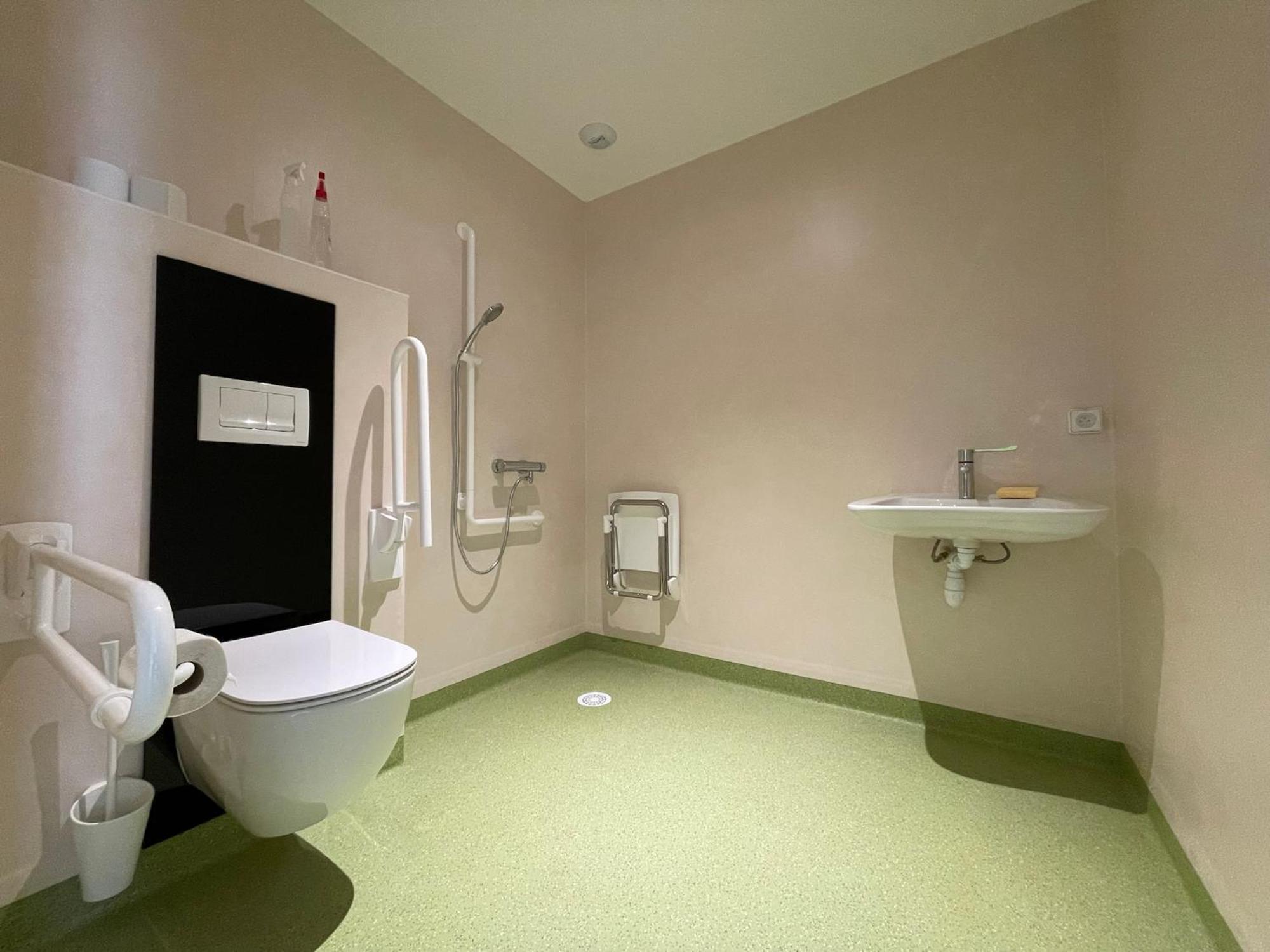 Relais Les Rives Du Lac Coulonges-sur-Sarthe Ngoại thất bức ảnh
