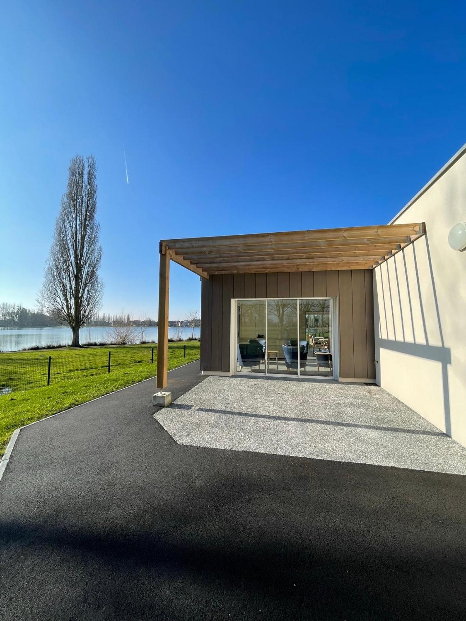 Relais Les Rives Du Lac Coulonges-sur-Sarthe Ngoại thất bức ảnh